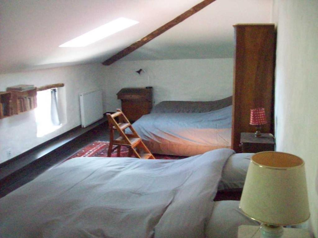 Bed and Breakfast Le Vin De L'Ete Ponet-et-Saint-Auban Zimmer foto